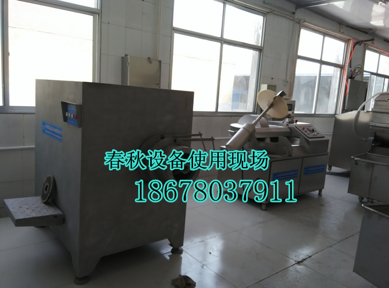 春秋烤腸設備使用現(xiàn)場